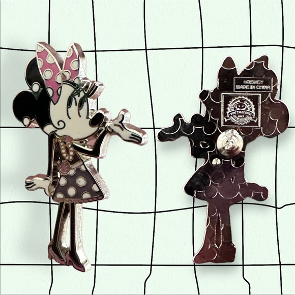 Minnie in Paris Disney Pin Bundle - Picture 5 of 5
